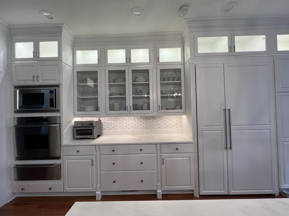 White Kitchen Cabinets in Columbia, SC Thumbnail